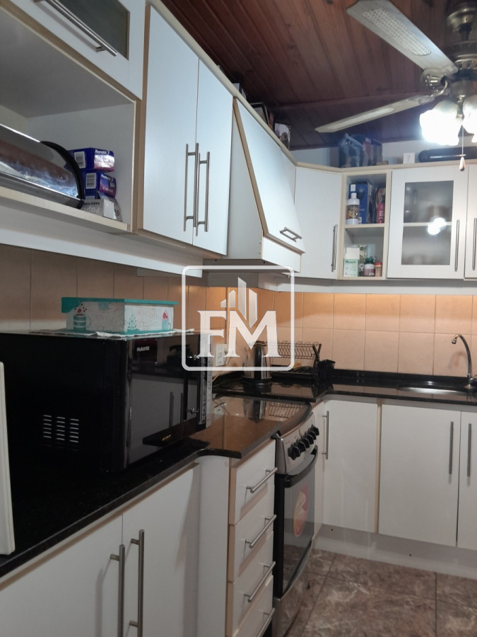 Casa ID.52 - Casa remodelada en venta, 2 dormitorios y 2 baños, con barbacoa. 