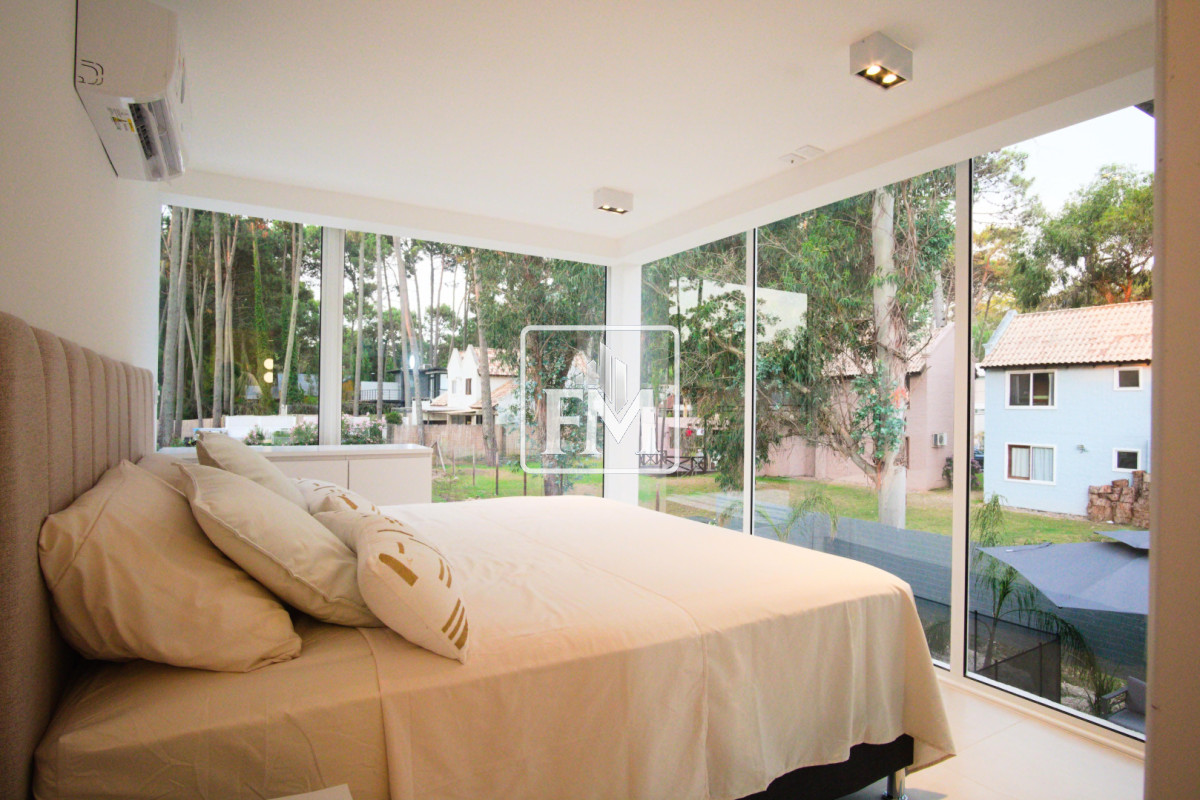 Casa ID.47 - Casa a estrenar. Barrio Privado Solanas Country. Punta Ballena.