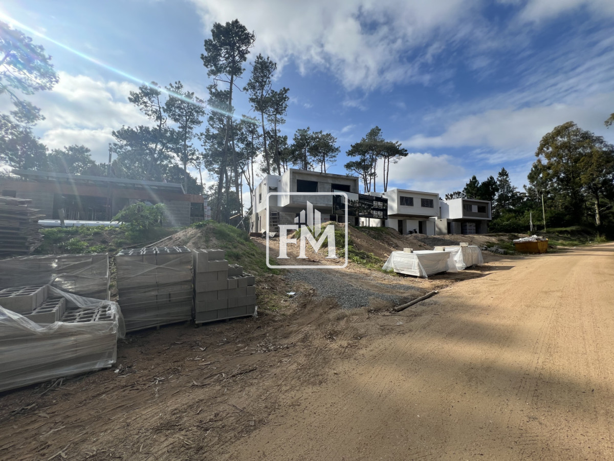 Casa ID.44 - Casa a estrenar en Pinares, proyecto en obra, precio lanzamiento. Punta del Este