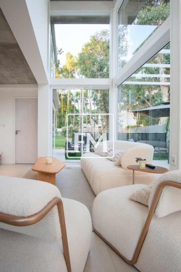 Casa ID.47 - Casa a estrenar. Barrio Privado Solanas Country. Punta Ballena.