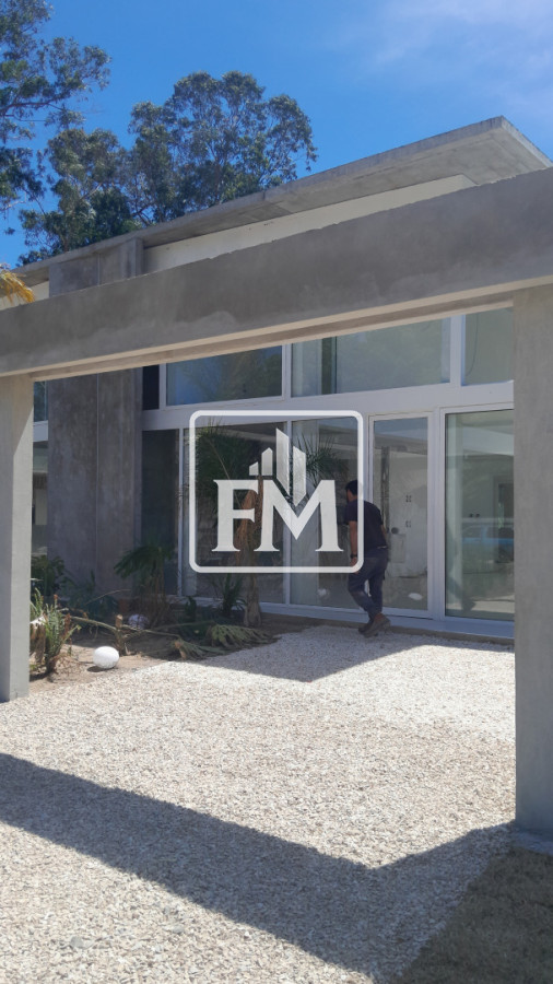 Casa ID.47 - Casa a estrenar. Barrio Privado Solanas Country. Punta Ballena.