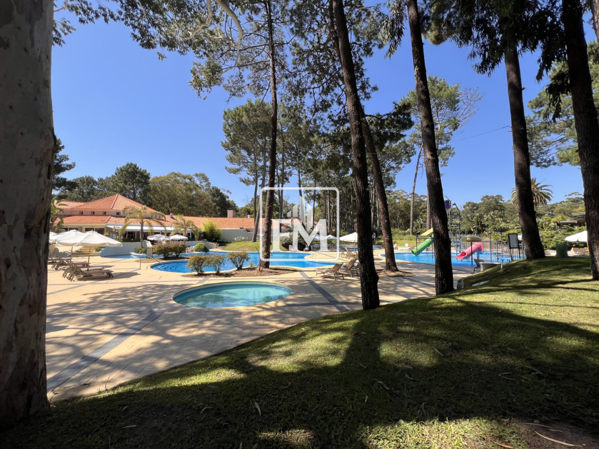 Casa ID.47 - Casa a estrenar. Barrio Privado Solanas Country. Punta Ballena.