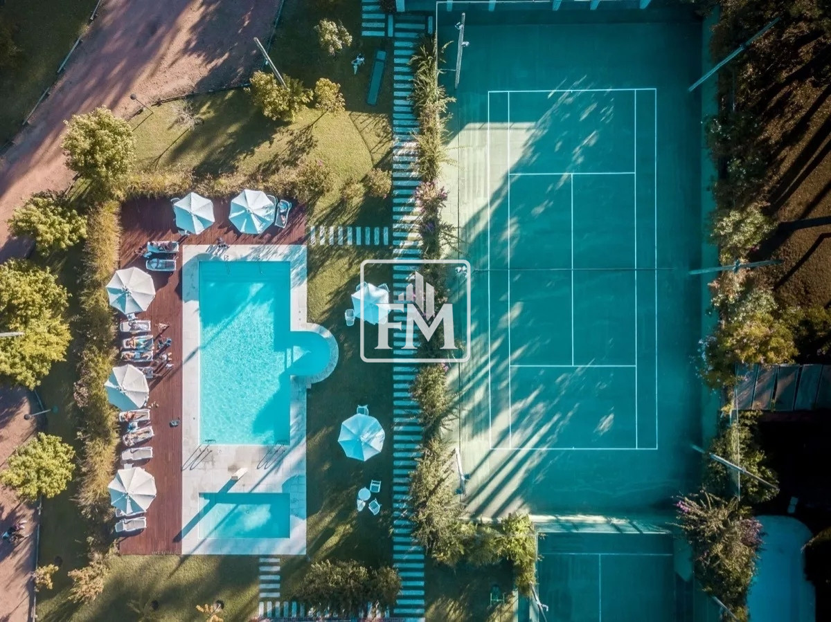 Casa ID.41 - Amplia casa en barrio privado. Punta del Este 