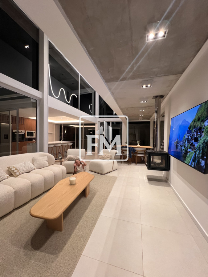 Casa ID.47 - Casa a estrenar. Barrio Privado Solanas Country. Punta Ballena.