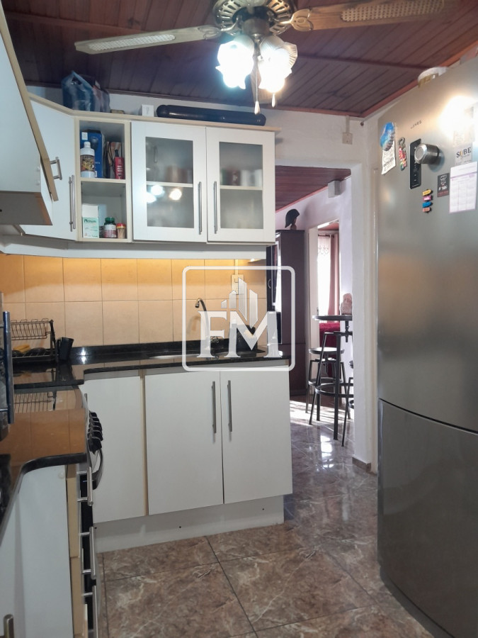 Casa ID.52 - Casa remodelada en venta, 2 dormitorios y 2 baños, con barbacoa. 