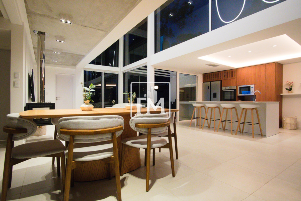 Casa ID.47 - Casa a estrenar. Barrio Privado Solanas Country. Punta Ballena.