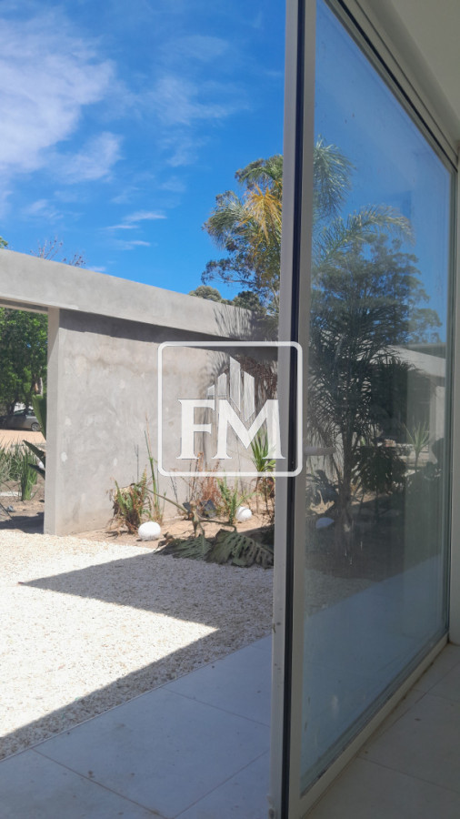 Casa ID.47 - Casa a estrenar. Barrio Privado Solanas Country. Punta Ballena.