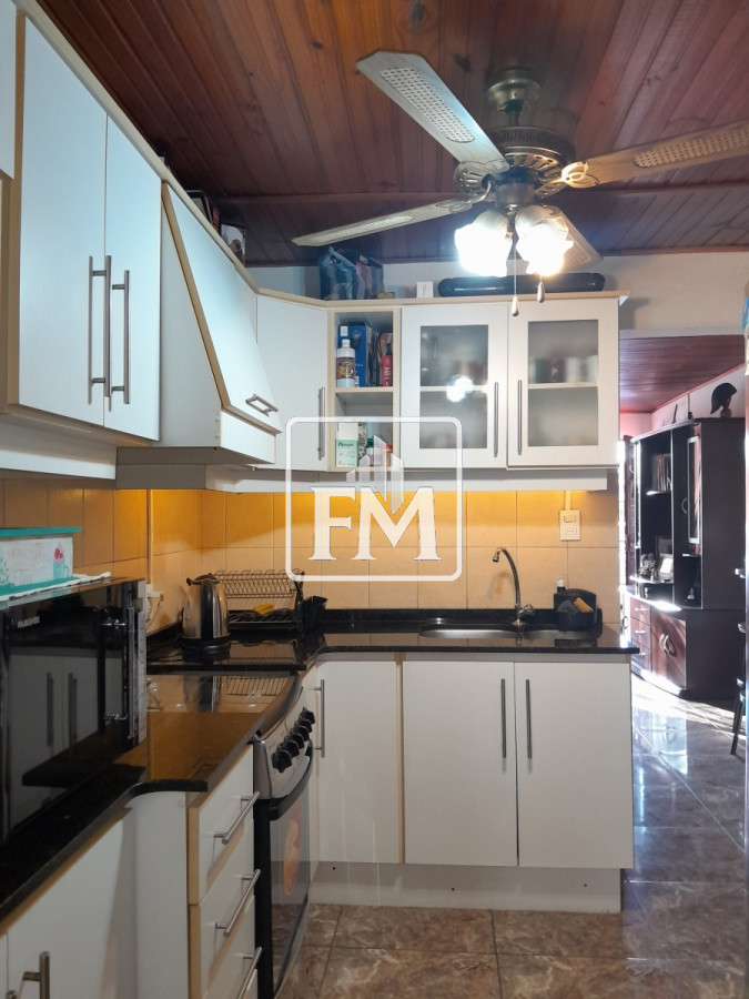 Casa ID.52 - Casa remodelada en venta, 2 dormitorios y 2 baños, con barbacoa. 