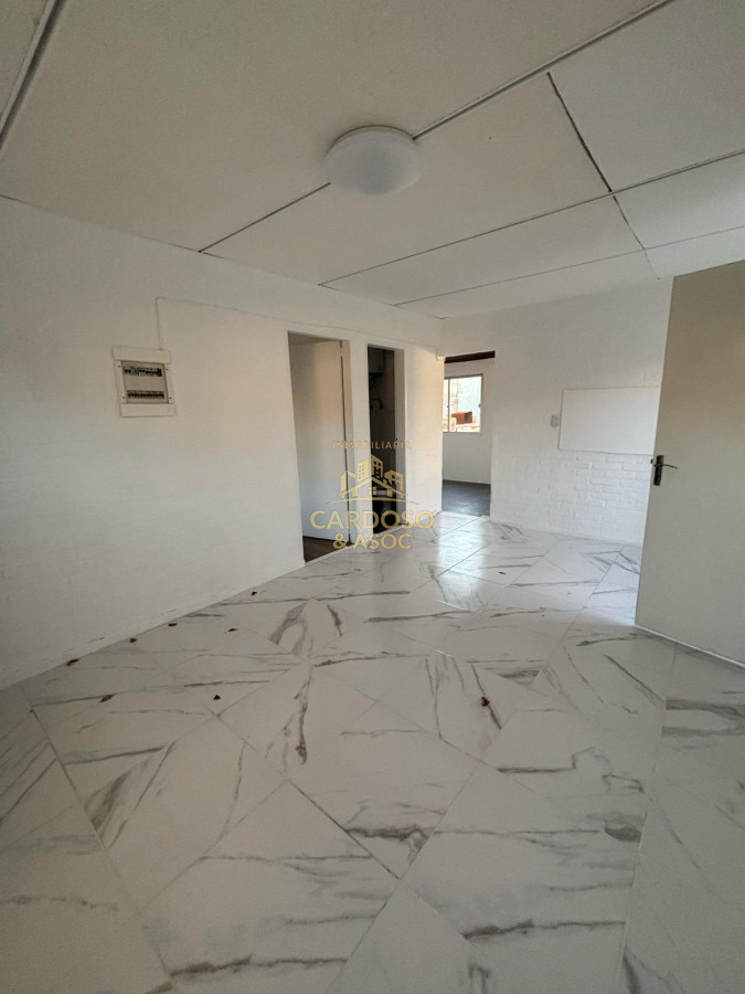 Casa ID.143 - Casa de 1 dormitorio y medio, con patio. A pocas cuadras del centro de Maldonado. 