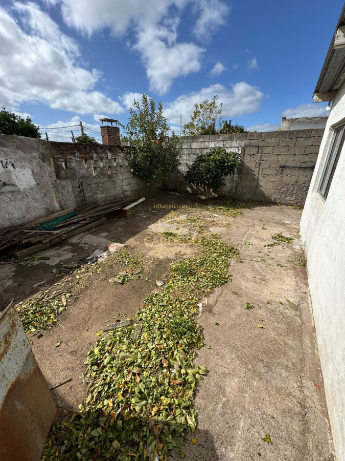 Casa ID.143 - Casa de 1 dormitorio y medio, con patio. A pocas cuadras del centro de Maldonado. 
