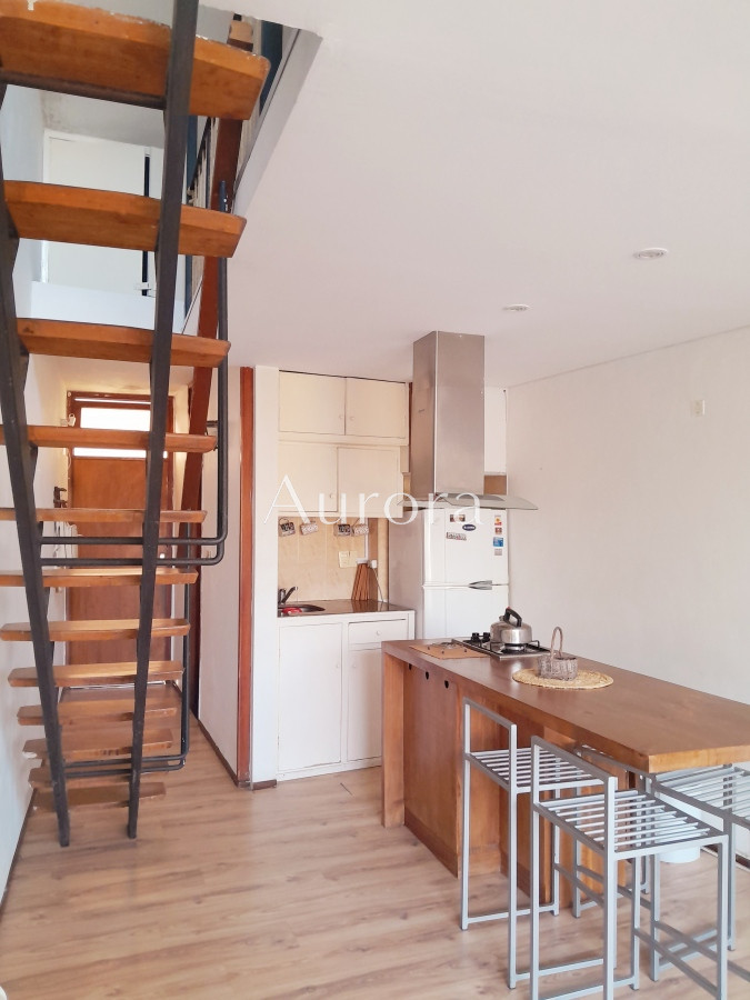 Apartamento ID.74 - Apartamento en venta de 1 dormitorio y medio. Playa mansa. Punta del Este.