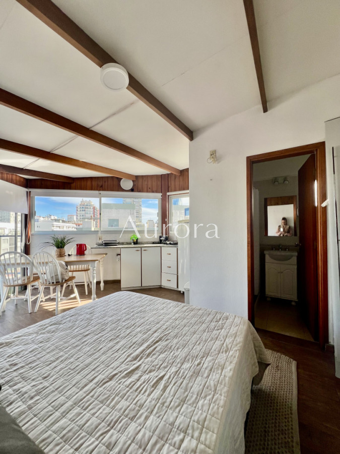 Apartamento ID.75 - Son 2 apartamentos con entrada independiente. 1 Monoambiente + 1 dormitorio 