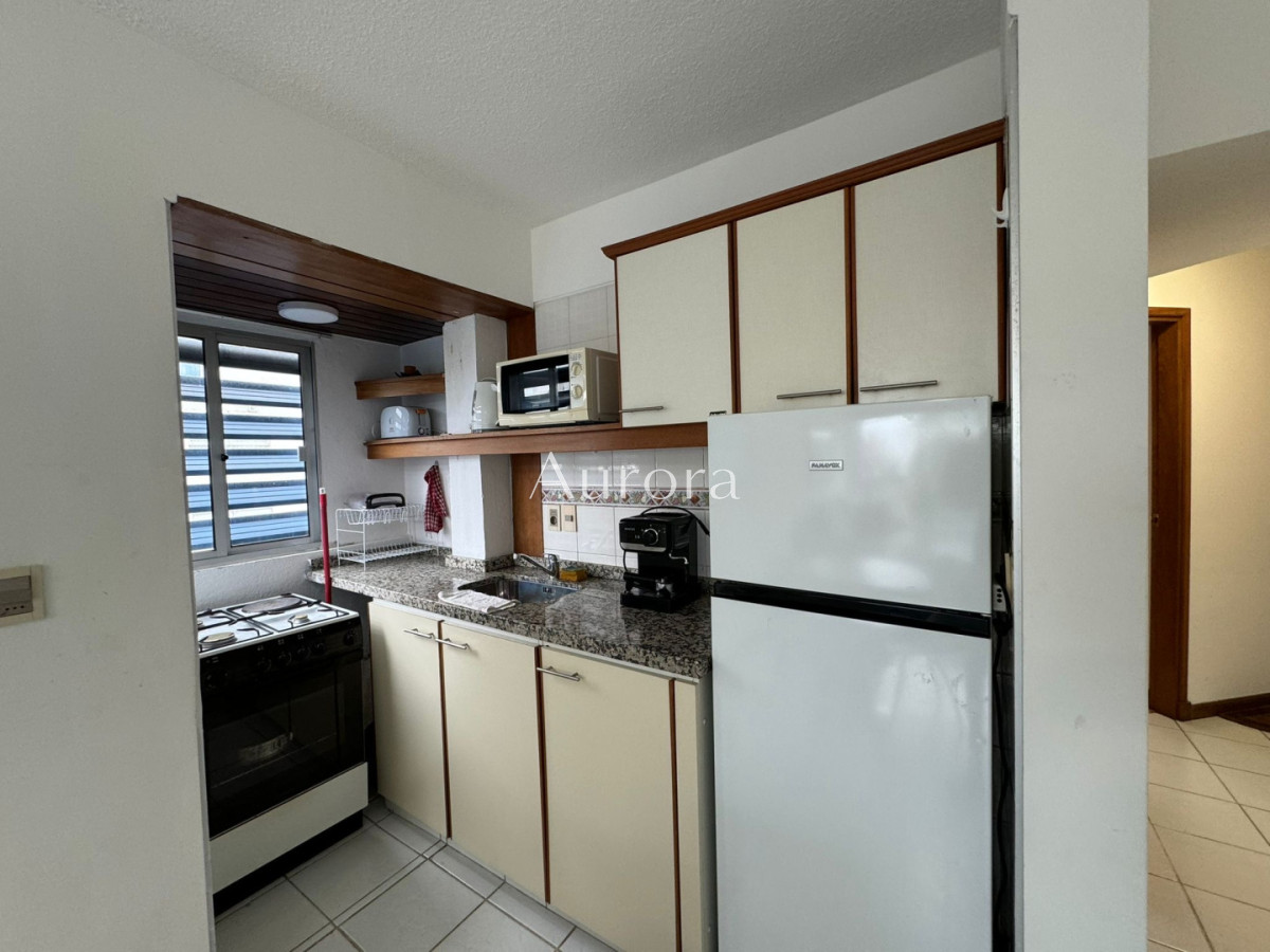 Apartamento ID.75 - Son 2 apartamentos con entrada independiente. 1 Monoambiente + 1 dormitorio 