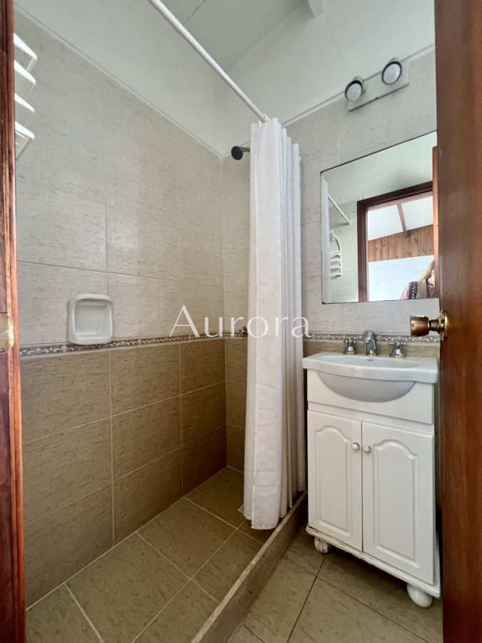 Apartamento ID.75 - Son 2 apartamentos con entrada independiente. 1 Monoambiente + 1 dormitorio 