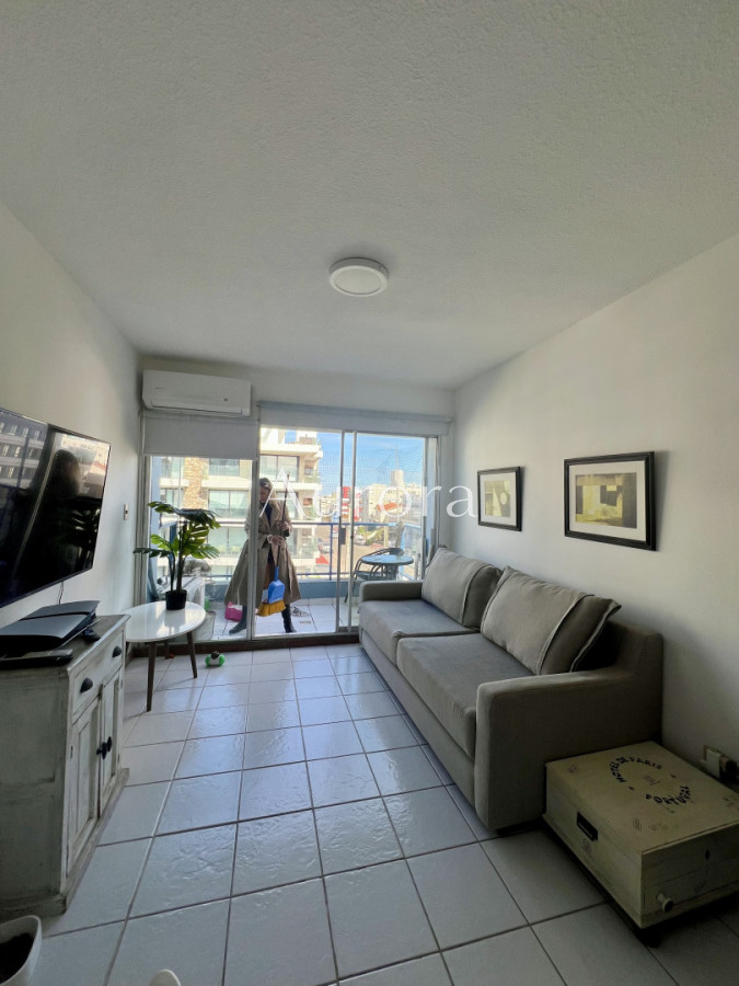 Apartamento ID.75 - Son 2 apartamentos con entrada independiente. 1 Monoambiente + 1 dormitorio 