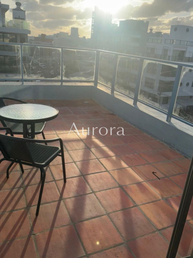 Apartamento ID.75 - Son 2 apartamentos con entrada independiente. 1 Monoambiente + 1 dormitorio 