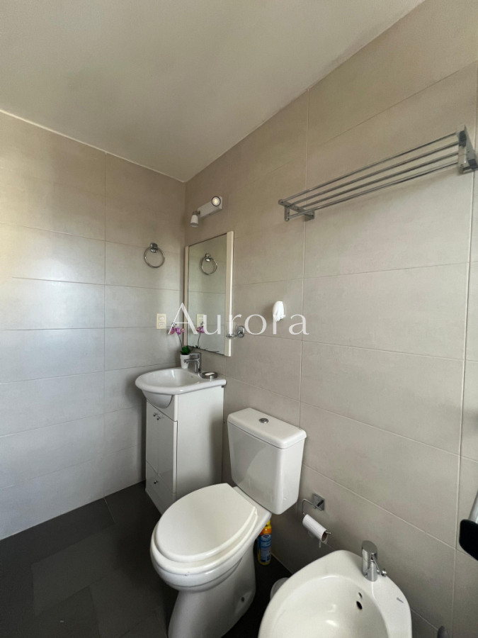 Apartamento ID.72 - Exclusivo apartamento de 2 dormitorios con parrillero propio. Punta del Este. 