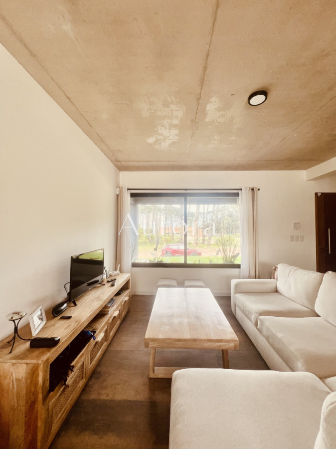 Casa ID.486 - Moderna casa, casi a estrenar, en alquiler de verano, en Punta del Este. 