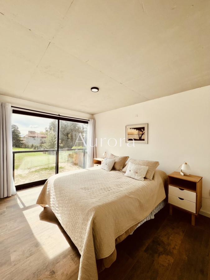 Casa ID.486 - Moderna casa, casi a estrenar, en alquiler de verano, en Punta del Este. 