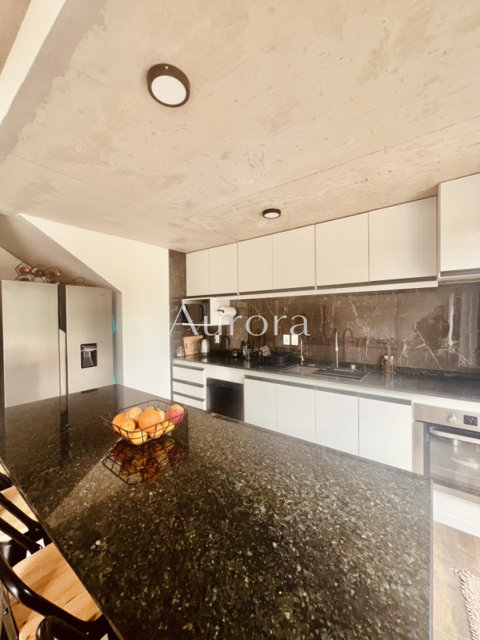 Casa ID.486 - Moderna casa, casi a estrenar, en alquiler de verano, en Punta del Este. 