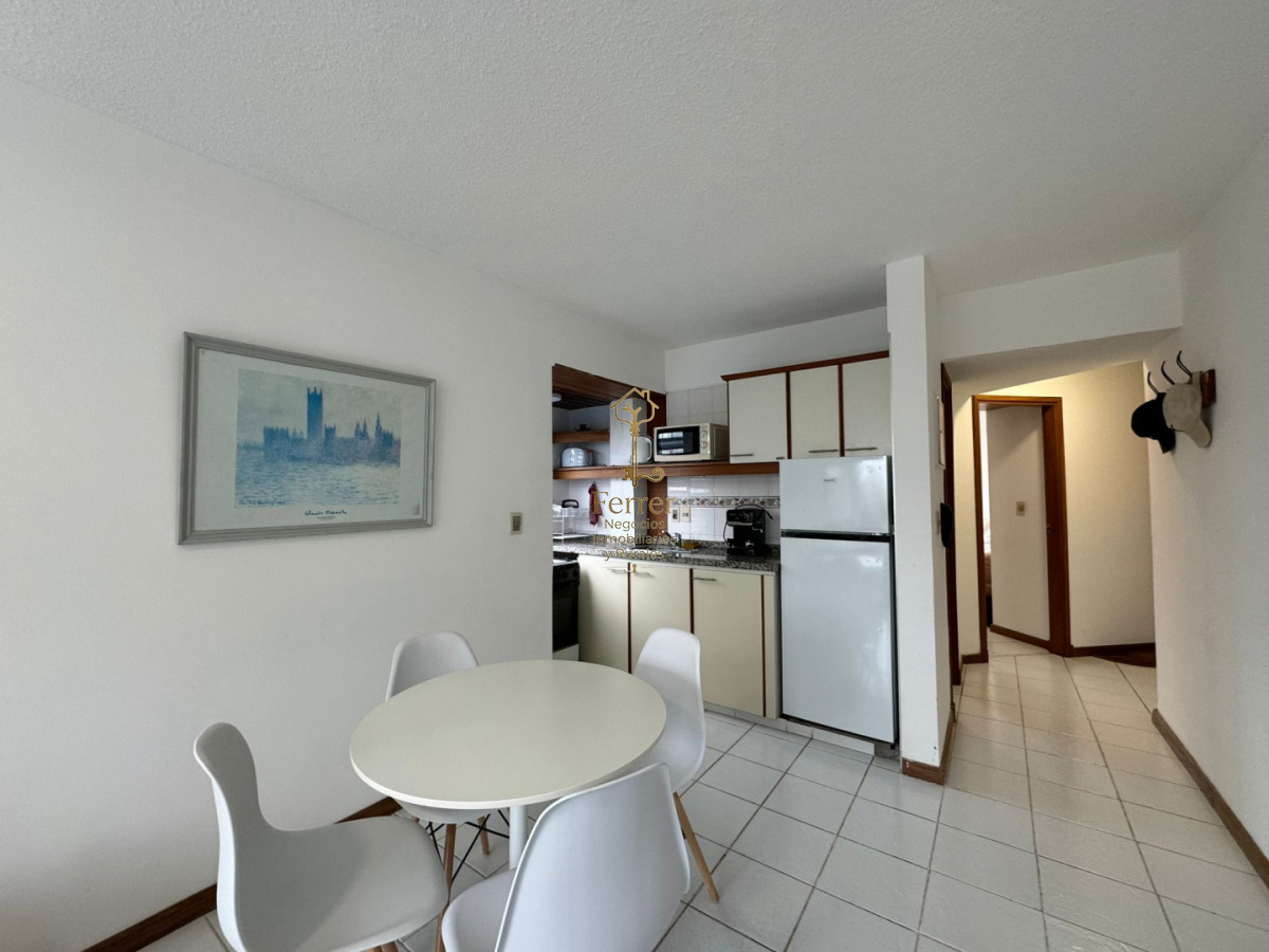 Apartamento ID.769 - Son 2 apartamentos con entrada independiente. 1 Monoambiente + 1 dormitorio 