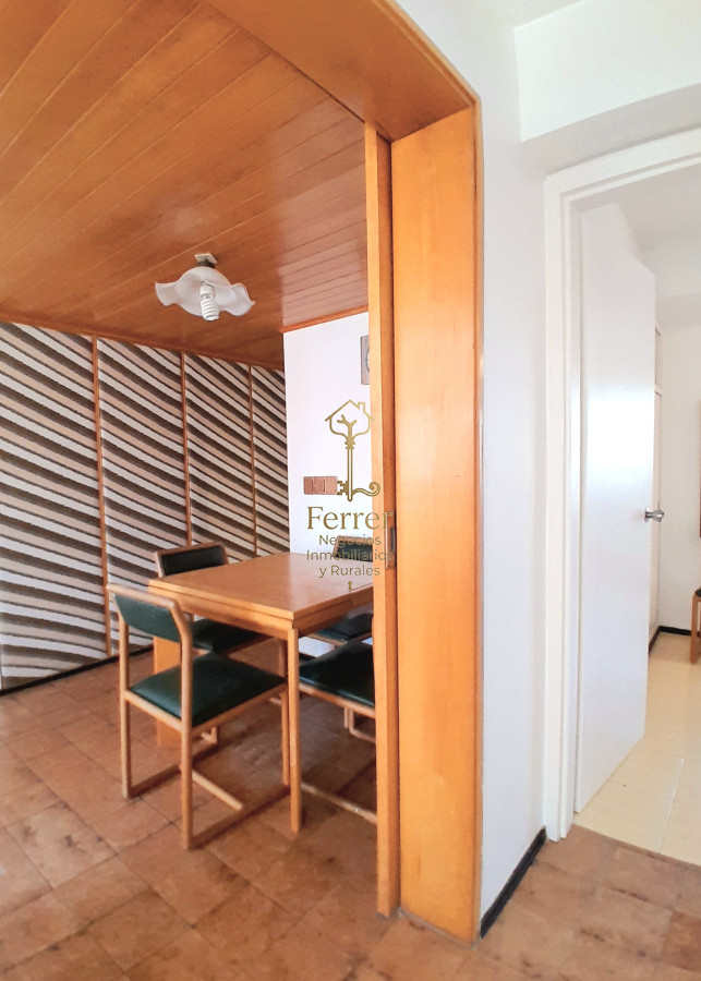 Apartamento ID.775 - Oportunidad de negocio! Apartamento de 2 dormitorios y 2 baños con bajos gastos! 