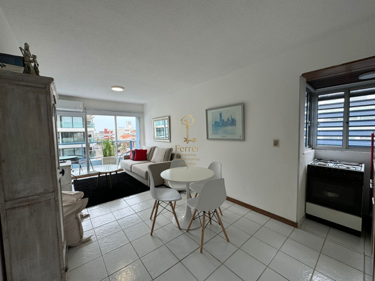 Apartamento ID.769 - Son 2 apartamentos con entrada independiente. 1 Monoambiente + 1 dormitorio 
