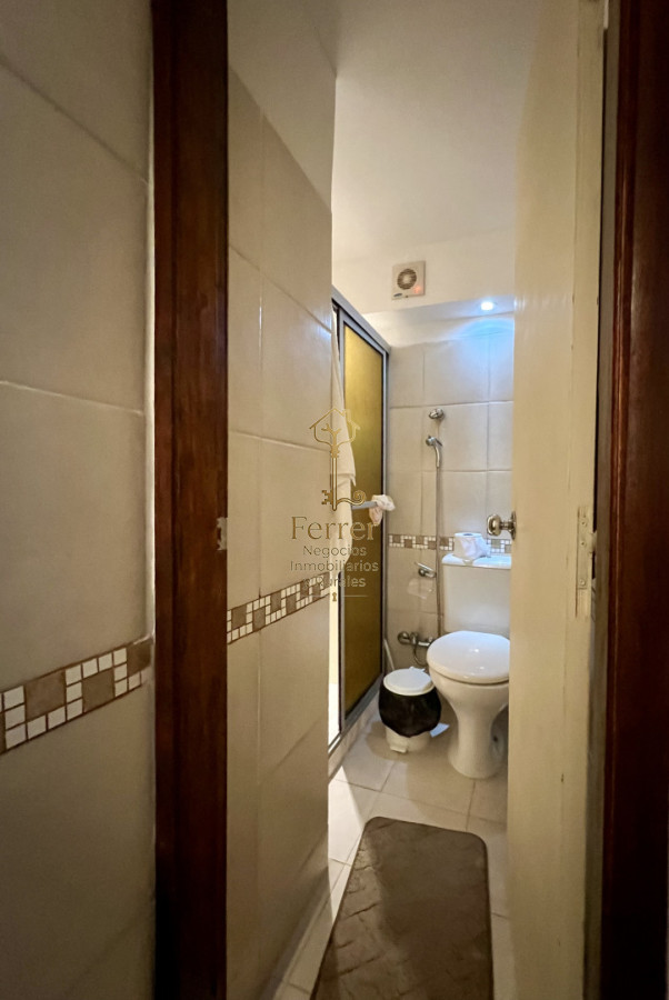 Apartamento ID.776 - Apartamento en venta, oportunidad en Península, Punta del Este. 