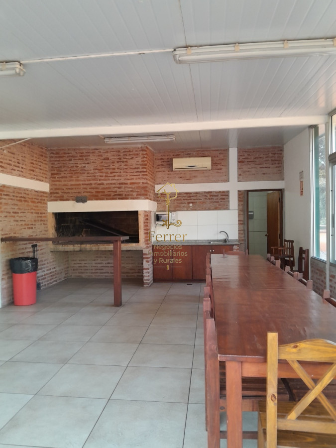 Apartamento ID.774 - Apartamento en venta de 1 dormitorio y medio. Playa mansa. Punta del Este.