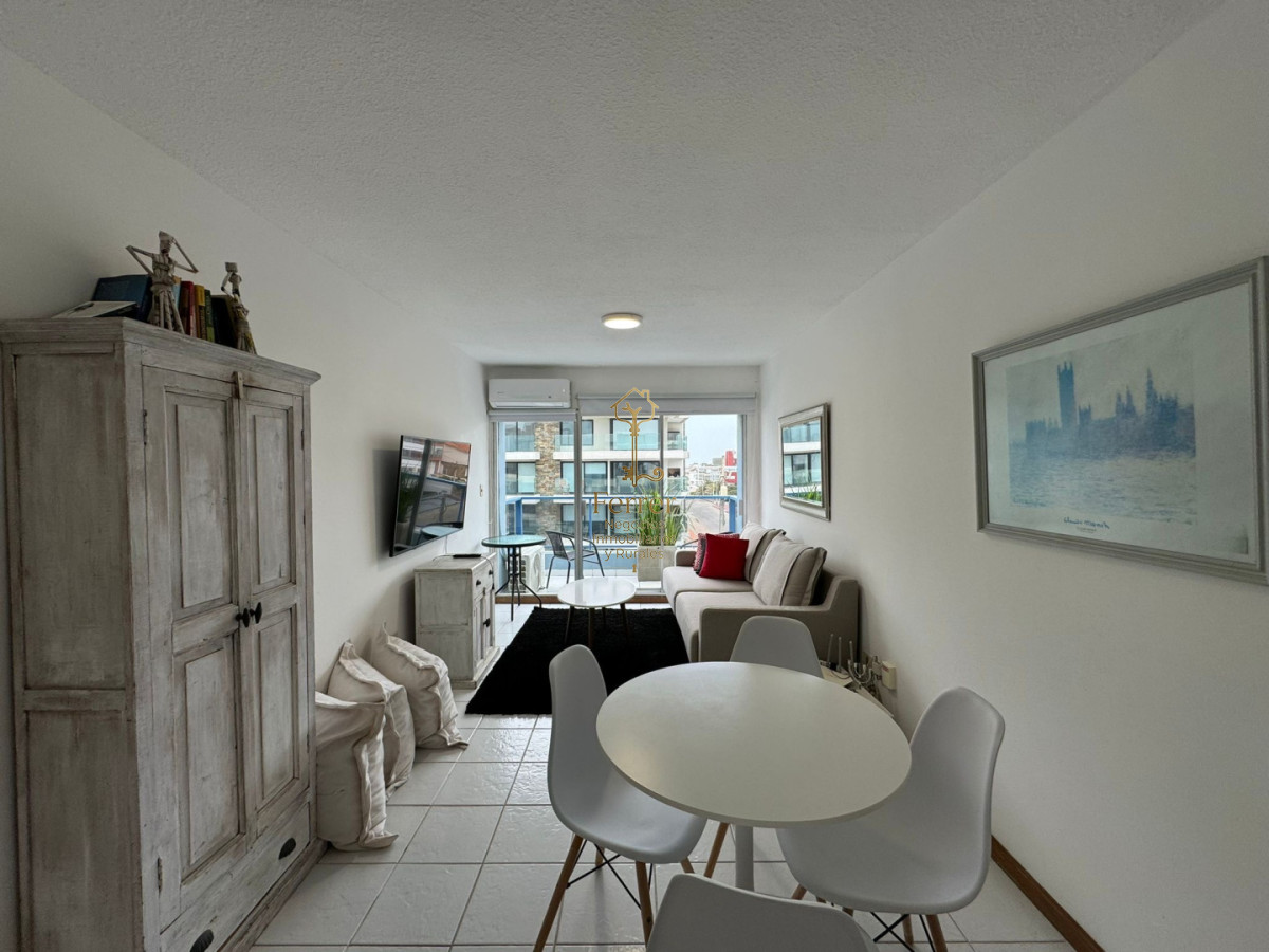 Apartamento ID.769 - Son 2 apartamentos con entrada independiente. 1 Monoambiente + 1 dormitorio 