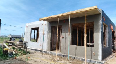 Precio en pozo. Casa construcción tradicional en Maldonado.