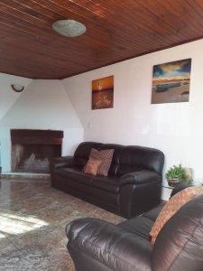 Venta Casa Remodelada con barbacoa 2 dormitorios Mussio Maldonado