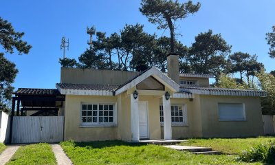 Casa a la Venta - Oportunidad a Reciclar - Excelente ubicación
