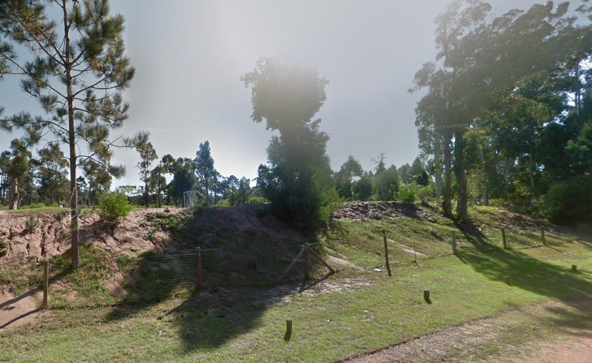 Terreno apto para PH, 2725 m2, con posibilidad de construir varias casas. 