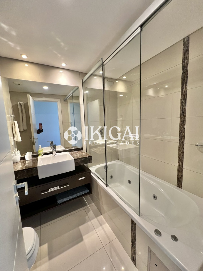 Apartamento ID.312 - Apartamento dos dormitorios edificio Cruceros, punta del este 