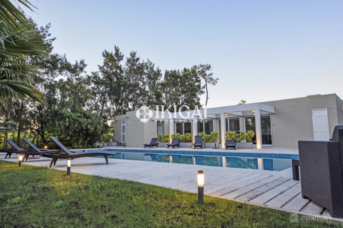 Apartamento ID.312 - Apartamento dos dormitorios edificio Cruceros, punta del este 