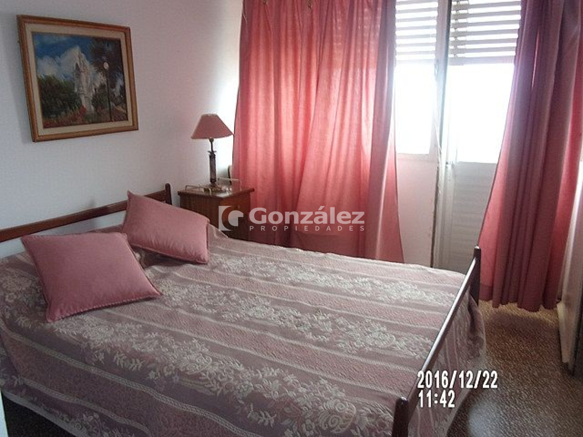 Apartamento ID.251 - Rambla de los Argentinos entre Freire y Armenia