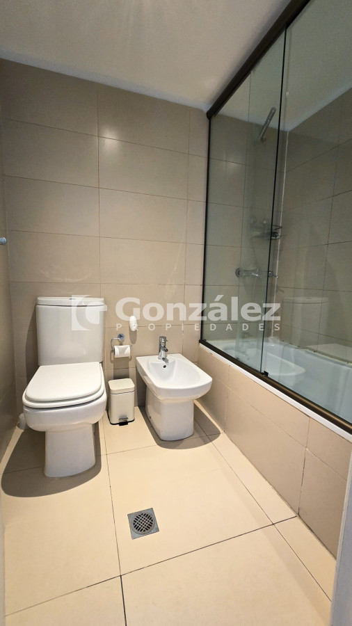 Apartamento ID.734 - Apartamento un dormitorio y medio, edificio Unique Punta del Este