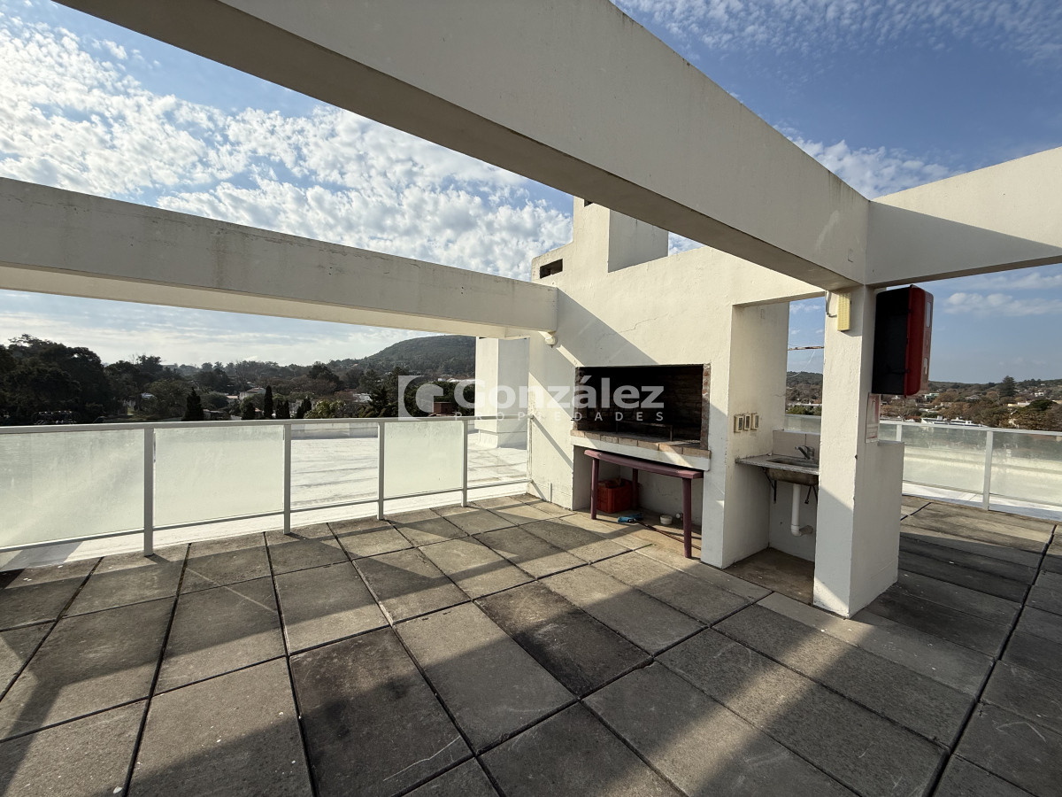 Apartamento ID.803 - Apartamento de 1 dormitorio en venta Piriápolis a 1 cuadra del mar