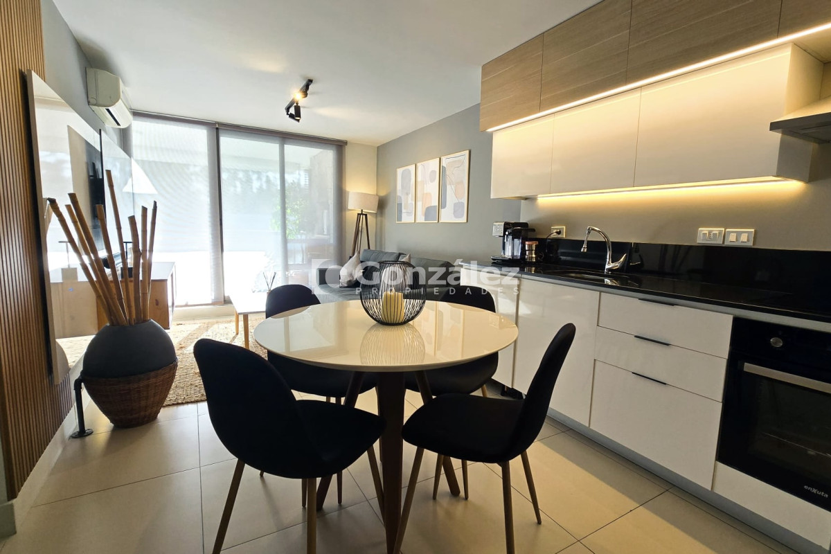 Apartamento ID.734 - Apartamento un dormitorio y medio, edificio Unique Punta del Este