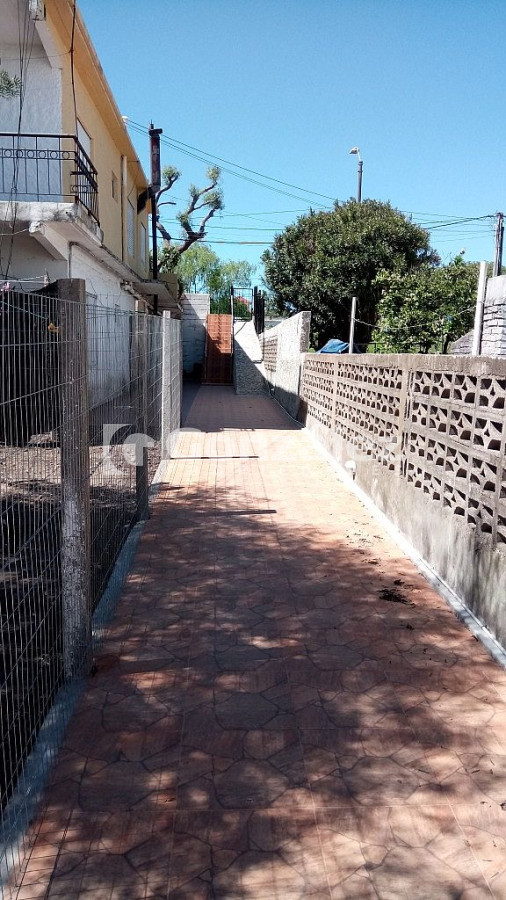 Casa ID.14 - PH en alquier anual Piriápolis centro $U 15.500