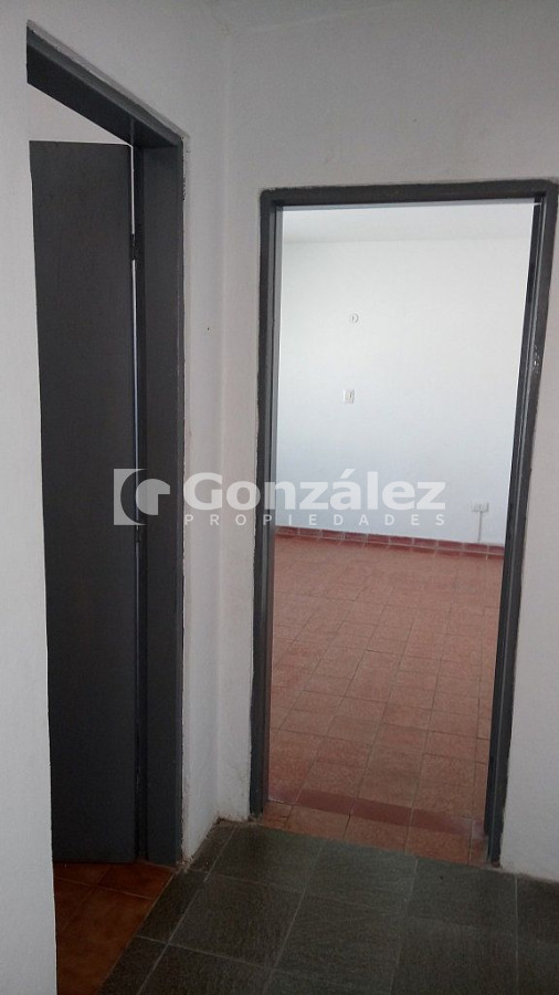 Casa ID.14 - PH en alquier anual Piriápolis centro $U 15.500