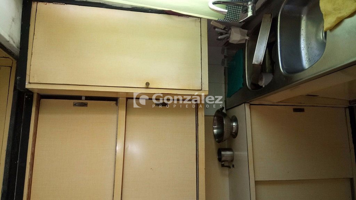 Casa ID.221 - TALCAHUANO entre Avenida Piria y Uruguay