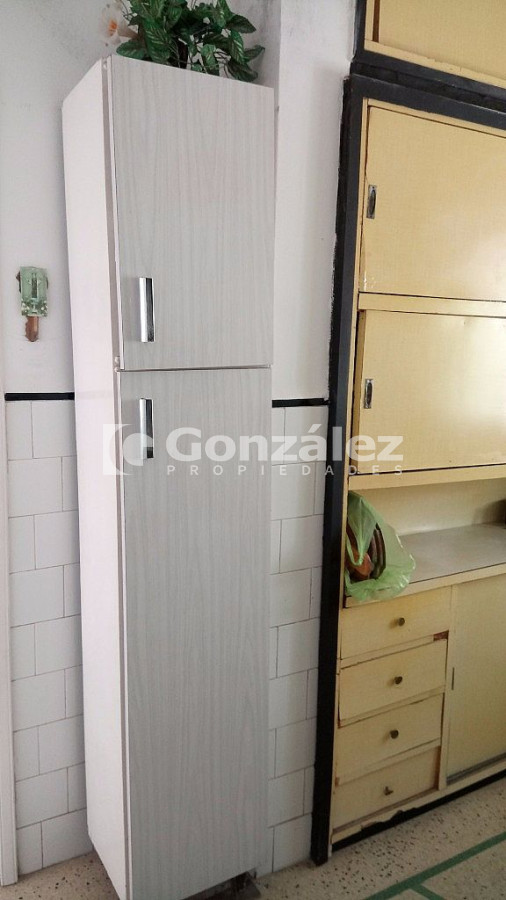 Casa ID.221 - TALCAHUANO entre Avenida Piria y Uruguay