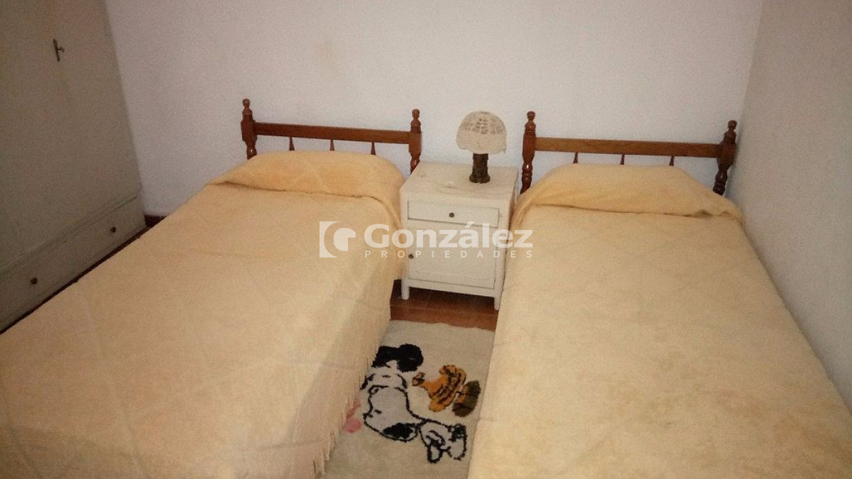Casa ID.221 - TALCAHUANO entre Avenida Piria y Uruguay
