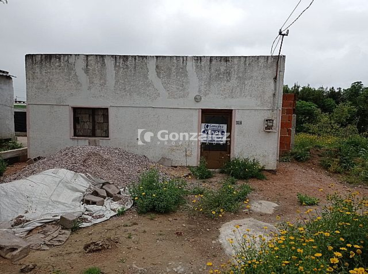 Casa ID.182 - Fco. Bonilla entre C.Silva y F.Sanchez