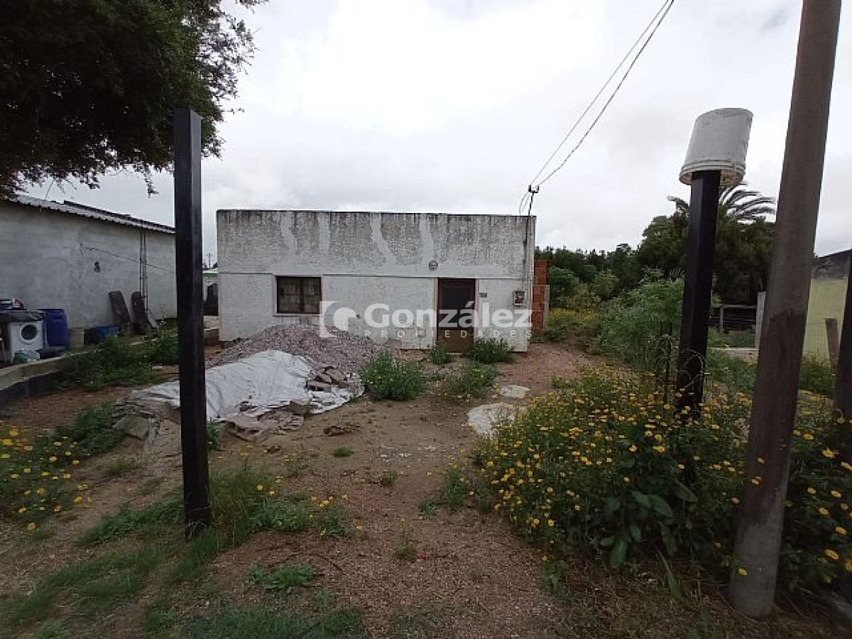 Casa ID.182 - Fco. Bonilla entre C.Silva y F.Sanchez