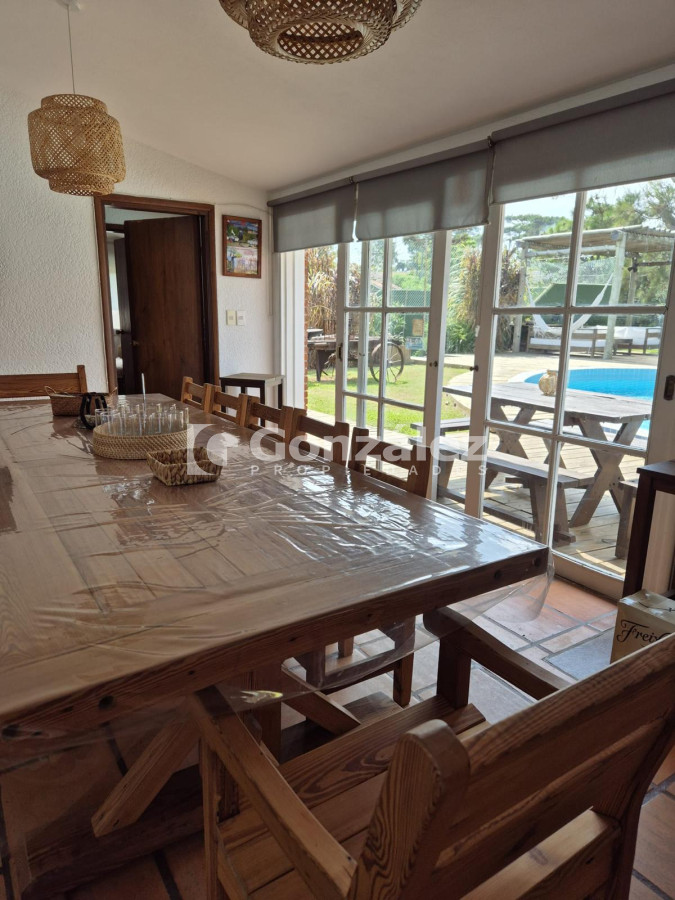Casa ID.789 - Casa en venta a 1 cuadra del mar en Punta Del Este Maldonado