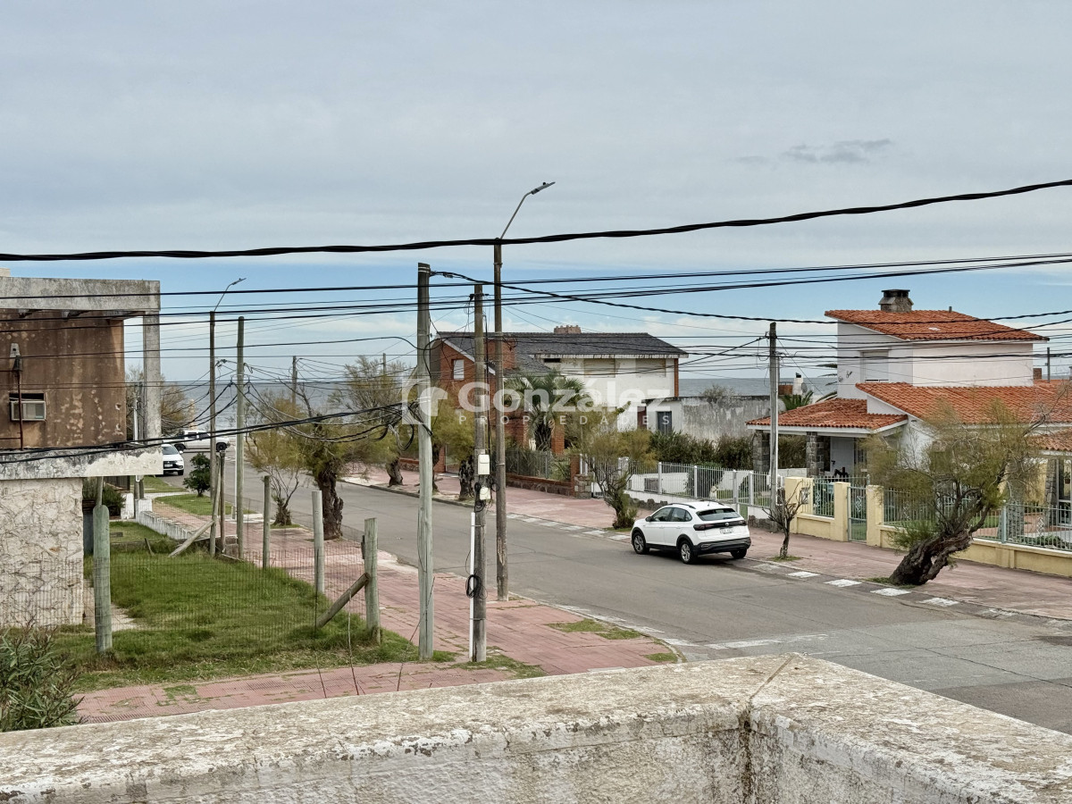 Casa ID.793 - Casa en venta Piriapolis a una cuadra del mar