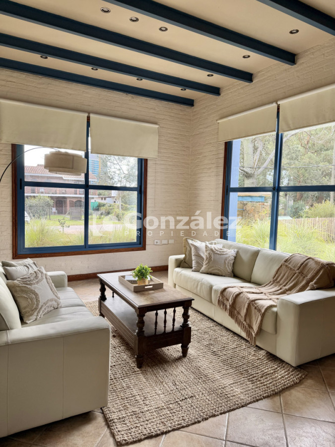 Casa ID.857 - Casa en venta Maldonado Nuevo Cantegril 5 dormitorios